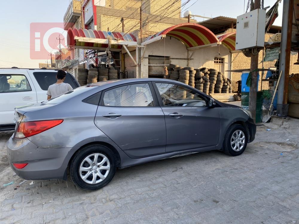 Hyundai Accent